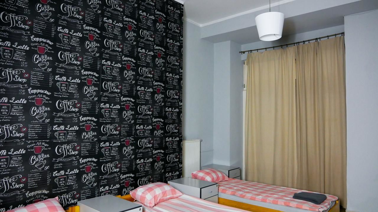 Хостелы HEYnow Rooms, Apartments and hostel in CITY center Краков